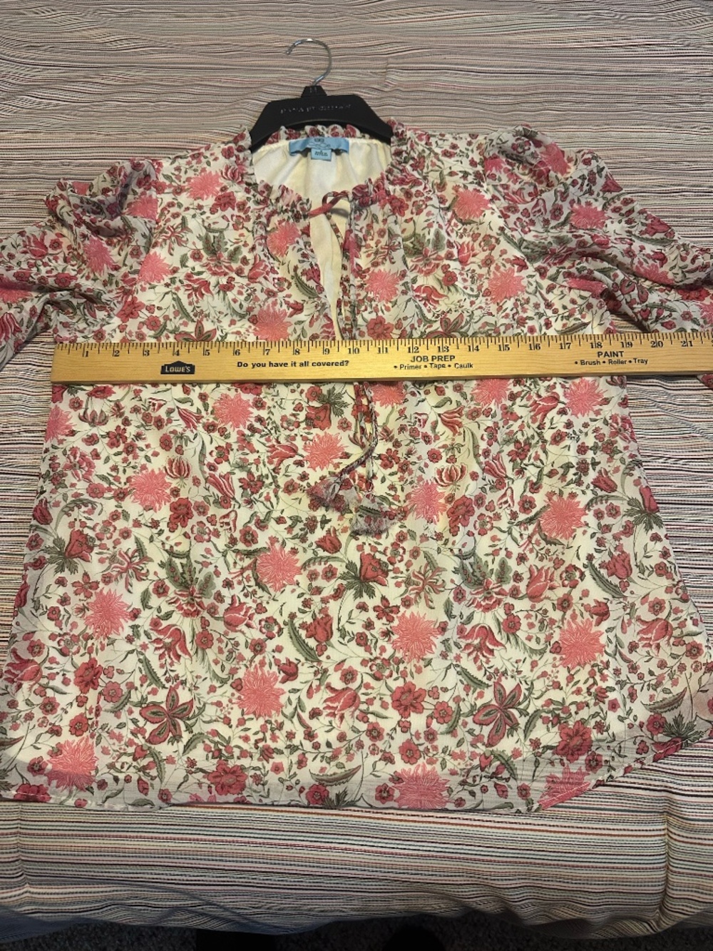 CeCe Floral Blouse Size Small Smocked Sleeve V-Neck Lined Boho Romantic Top - Picture 8 of 10